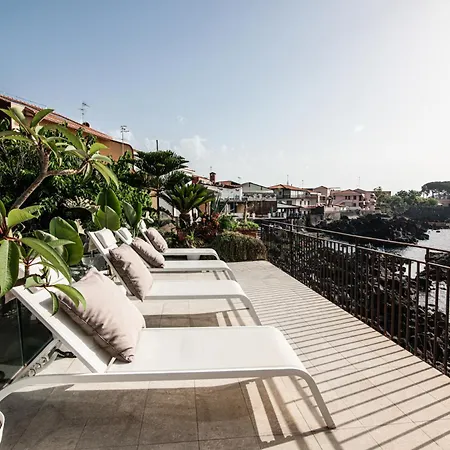 Bed and Breakfast Luxury Euphorbia Acireale